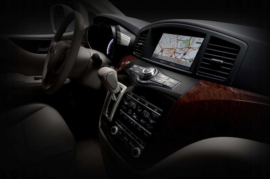 Nissan Quest 2011 года  (фото 30 из 32)